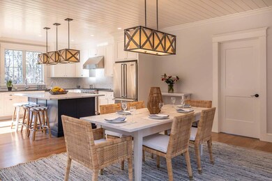20VIC20-Dining-1