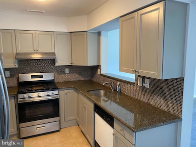 139 Lakeside Dr, Atco, NJ 08004 - photo 4