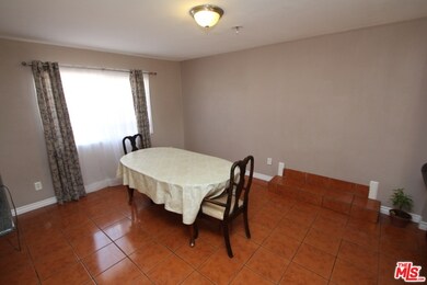 842 W 130th St, Compton, CA 90222 - photo 4