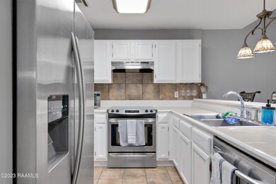 904 W Monroe St-5