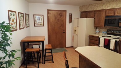 117 E Steam Engine unit 10A, Brian Head, UT 84719 - photo 5