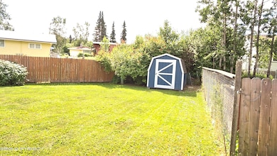 6-Backyard-Shed