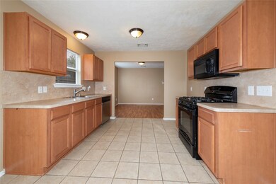 33118 Cottonwood Bend, Magnolia, TX 77354 - photo 5