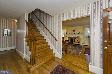 810 Park Ave, Falls Church, VA 22046 - photo 3