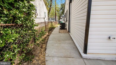 813 Drum Ave, Capitol Heights, MD 20743 - photo 4