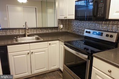 1075 Patrick Place unit 75, Chalfont, PA 18914 - photo 7