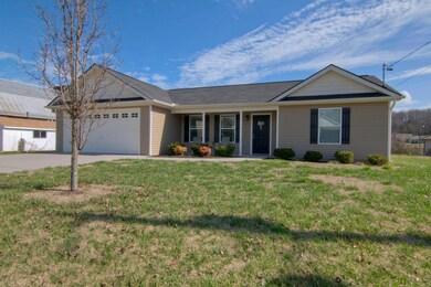5110 Farmhouse View Ln-large-003-12-Fron