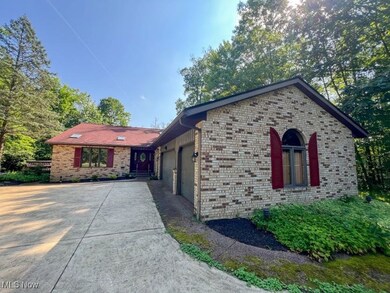 457 E Pioneer Trail, Aurora, OH 44202 - photo 4