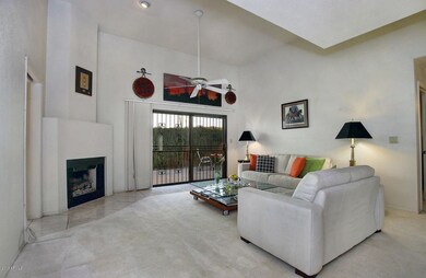 10 W Georgia Ave Unit 21-large-007-5-Liv