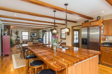 Open kitchen to family room