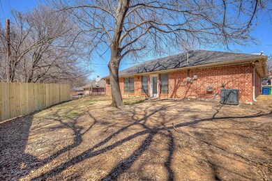 605 Valleyridge Ct, Decatur, TX 76234 - photo 4