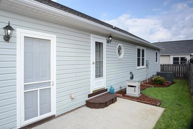 3201 Westbury Dr, Jamestown, NC 27282 - photo 3