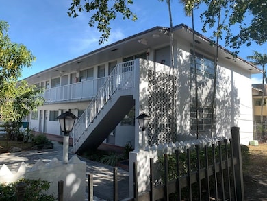 6801 N Kendall Dr, Miami, FL 33156 - photo 2