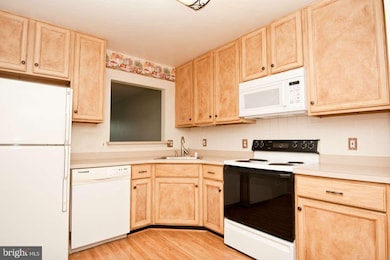 9644 Bedder Stone Place, Bristow, VA 20136 - photo 5