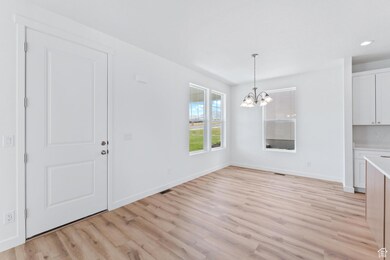 7106 W 7800 S unit 250, West Jordan, UT 84081 - photo 2