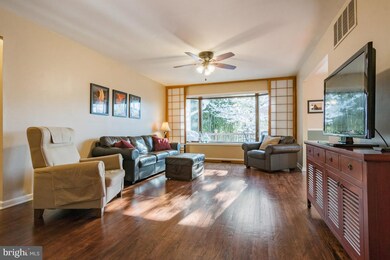 6112 Oak Hill Dr, Sykesville, MD 21784 - photo 4