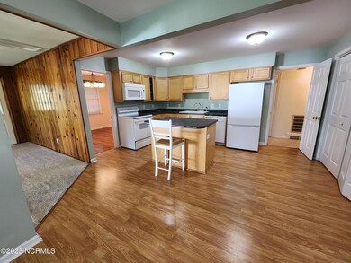 607 River St, Jacksonville, NC 28540 - photo 7