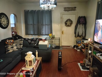 308-310 Willow St, Dunmore, PA 18512 - photo 5