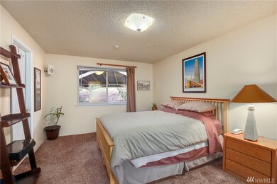 9107 31st St W, University Place, WA 98466 - photo 5