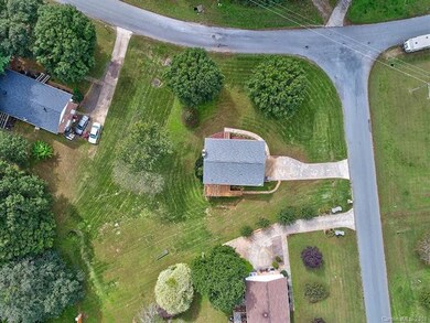 126 Partridge Hill Ln, Statesville, NC 28625 - photo 2