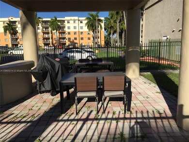 9360 Fontainebleau Blvd unit 105, Miami, FL 33172 - photo 3