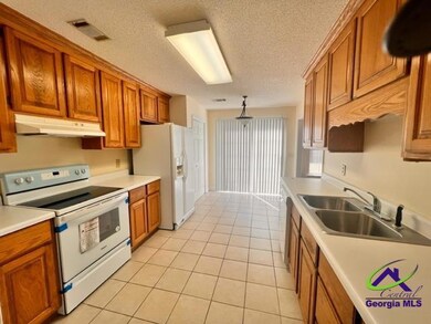 1207 Willow Bend, Warner Robins, GA 31088 - photo 6