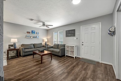 2610 Loganberry Cir, Seabrook, TX 77586 - photo 7