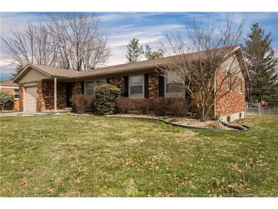 1101 Woodbourne Dr, New Albany, IN 47150 - photo 2