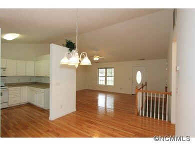Dining room facing livingroom