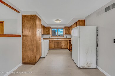 1605 Bulwer St, Scranton, PA 18504 - photo 4