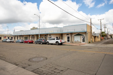 202 N L St, Tulare, CA 93274 - photo 2