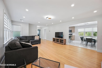 2025 Lesser Pkwy, Oakhurst, NJ 07755 - photo 4