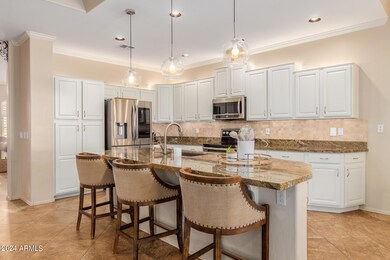 Kitchen/Island