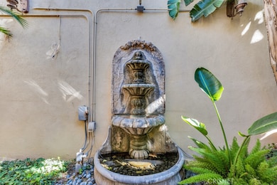 14934 Dickens St unit 9, Sherman Oaks, CA 91403 - photo 3