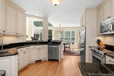 28 Caldwell Farm Rd, Byfield, MA 01922 - photo 3