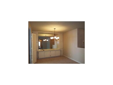Dining Area. Features of this open dining area inc