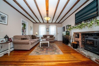 307 Walnut Plain Rd, Rochester, MA 02770 - photo 5