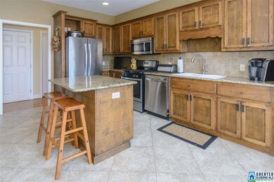 Fridge to remain-granite countertops and lots cabi