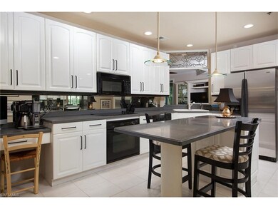 1001 4th St S, Naples, FL 34102 - photo 4