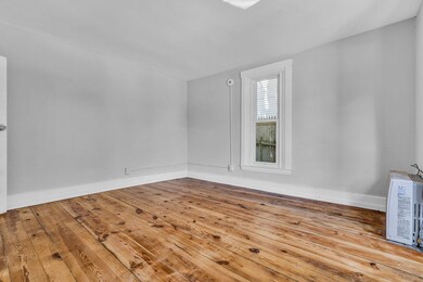 6 Mount Vernon St, Biddeford, ME 04005 - photo 4