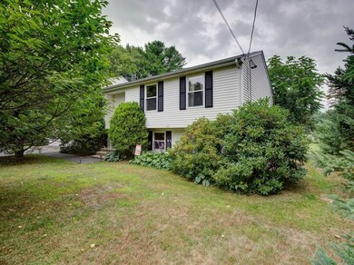 4 Colonial Rd, Douglas, MA 01516 - photo 3