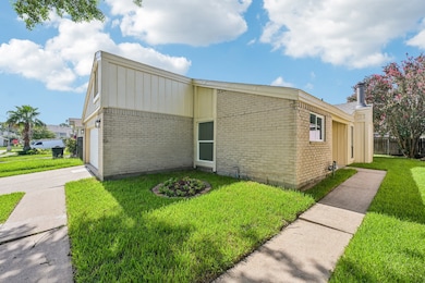 6315 Dellfern Dr, Houston, TX 77035 - photo 6