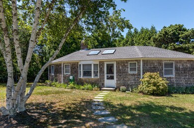 16 Marthas Way, Edgartown, MA 02539 - photo 2