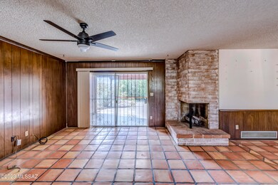 Family Room 69