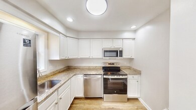 18 Edgeworth St, Worcester, MA 01605 - photo 5