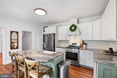 2417 Vineyard Rd, Falling Waters, WV 25419 - photo 5