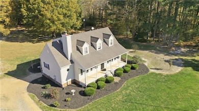 19263 Oliver Dr, Smithfield, VA 23430 - photo 4