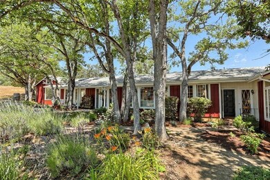 3724 Walker Creek Rd, Central Point, OR 97502 - photo 3