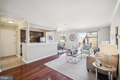 280 Bridgewater Rd unit J10, Brookhaven, PA 19015 - photo 2