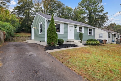 5637 Meadowcrest Ln, Nashville, TN 37209 - photo 3